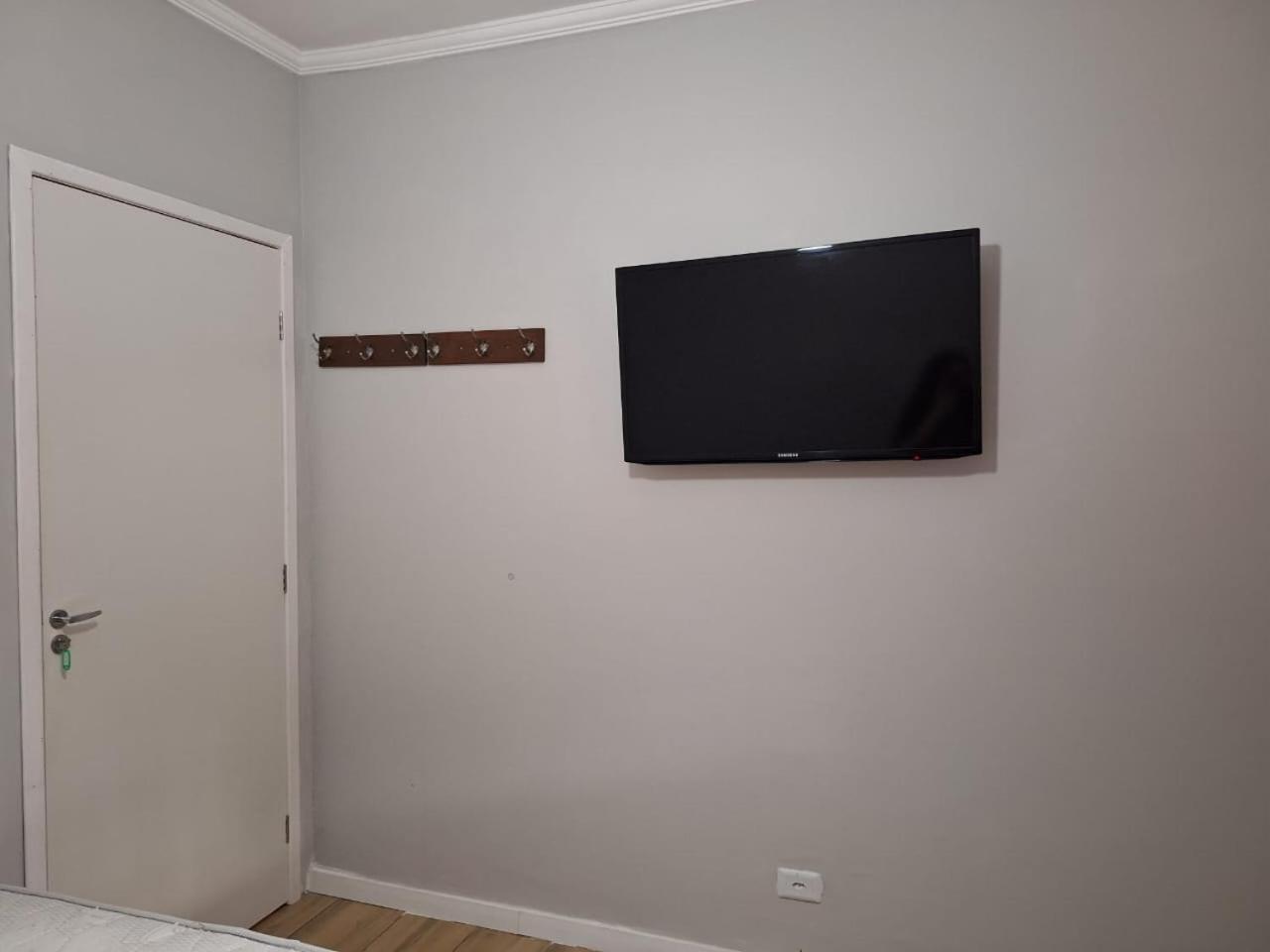 Hostel My House Quartos Perto Do Aeroporto De جوارولوس الغرفة الصورة